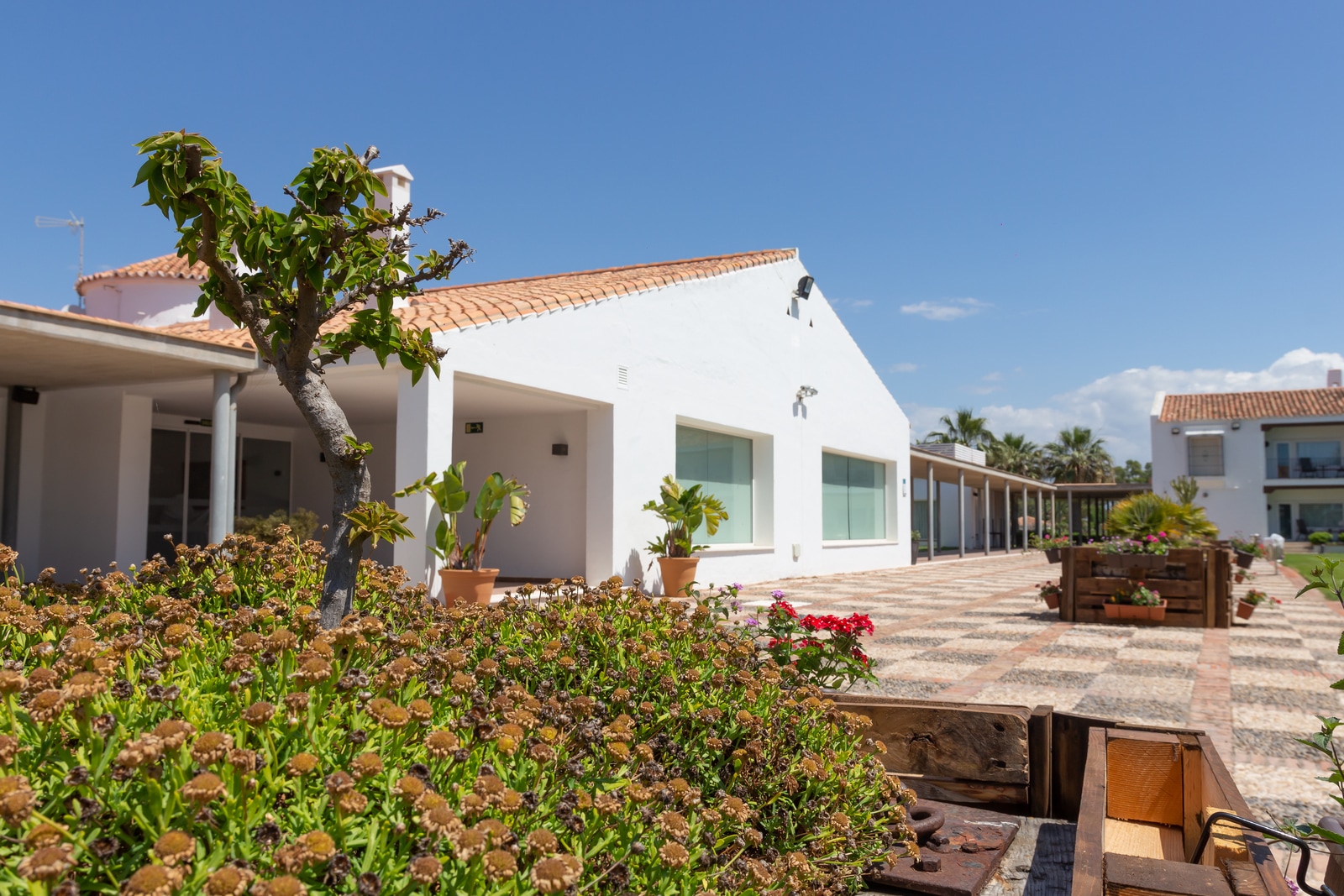 Vista exterior del parador golf en Málaga