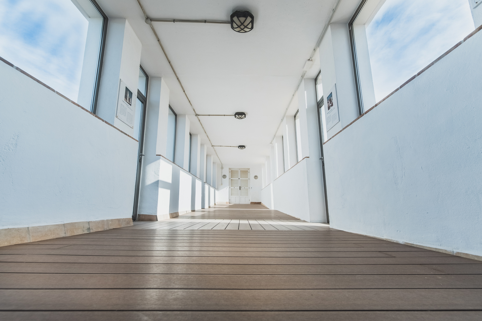 Pasillo del Centro Cultural Reina Sofía de Cádiz