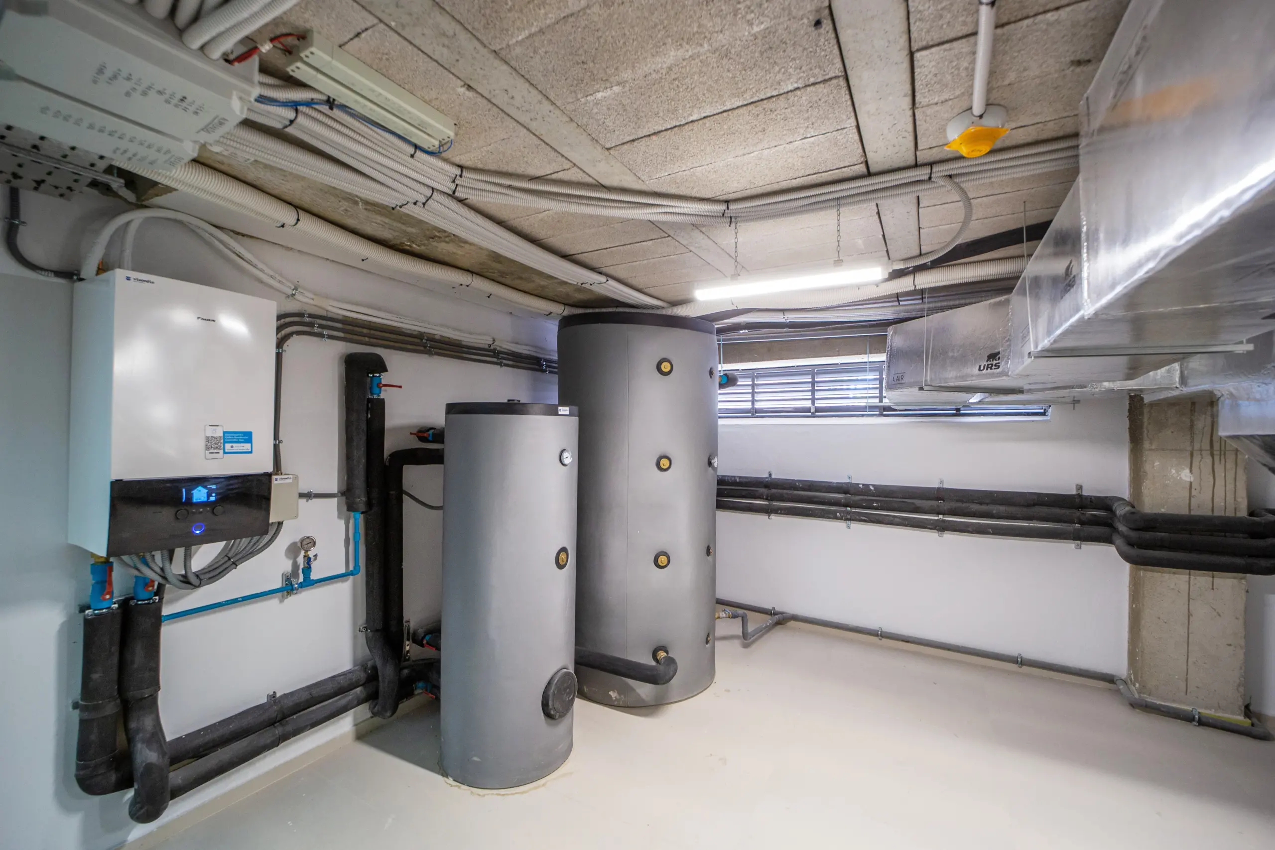 Sala de calderas del Ayuntamiento de Cájar