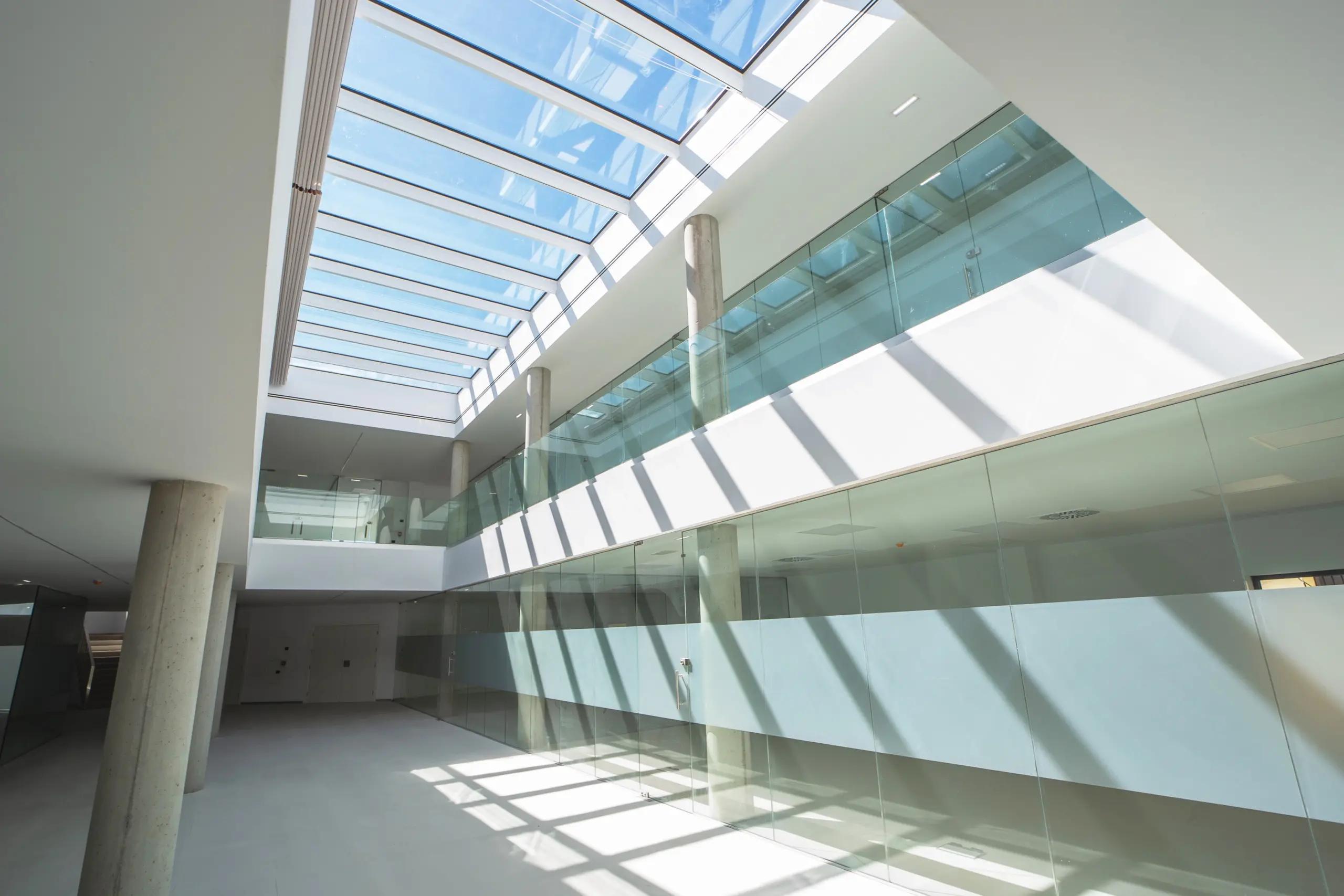 Perspectiva del interior del Ayuntamiento de Cájar