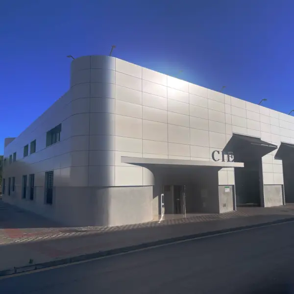 Fachada del Centro de Iniciativas Empresariales de Palos de la Frontera