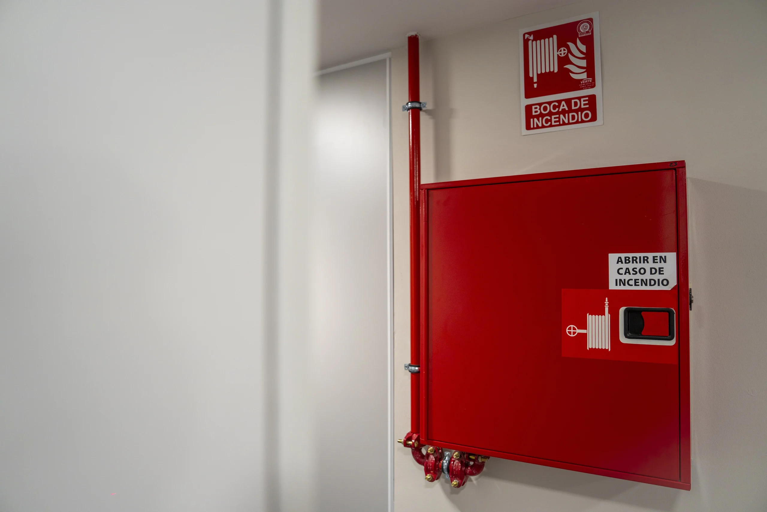 Trabajos de contraincendios realizados por Vivendio para el edificio de ISDEFE en Madrid