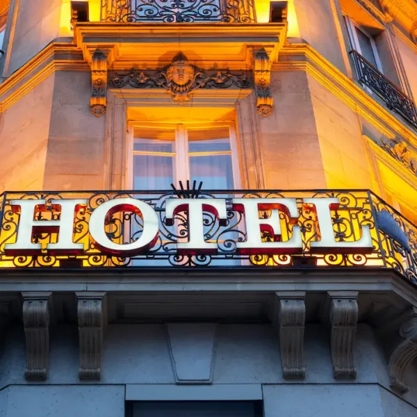 Cae hoteles